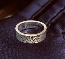 Load image into Gallery viewer, Thumbprint Silver Ring