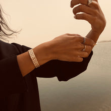 Load image into Gallery viewer, Full Classic M9 Bangle