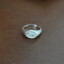 Load image into Gallery viewer, Carved Signature Tiny Signet, White Gold
