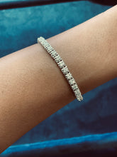 Load image into Gallery viewer, The Illusion Diamond Tennis Bracelet
